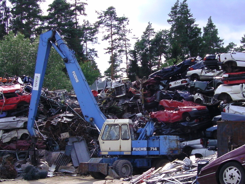 Altauto-Aufstapelung